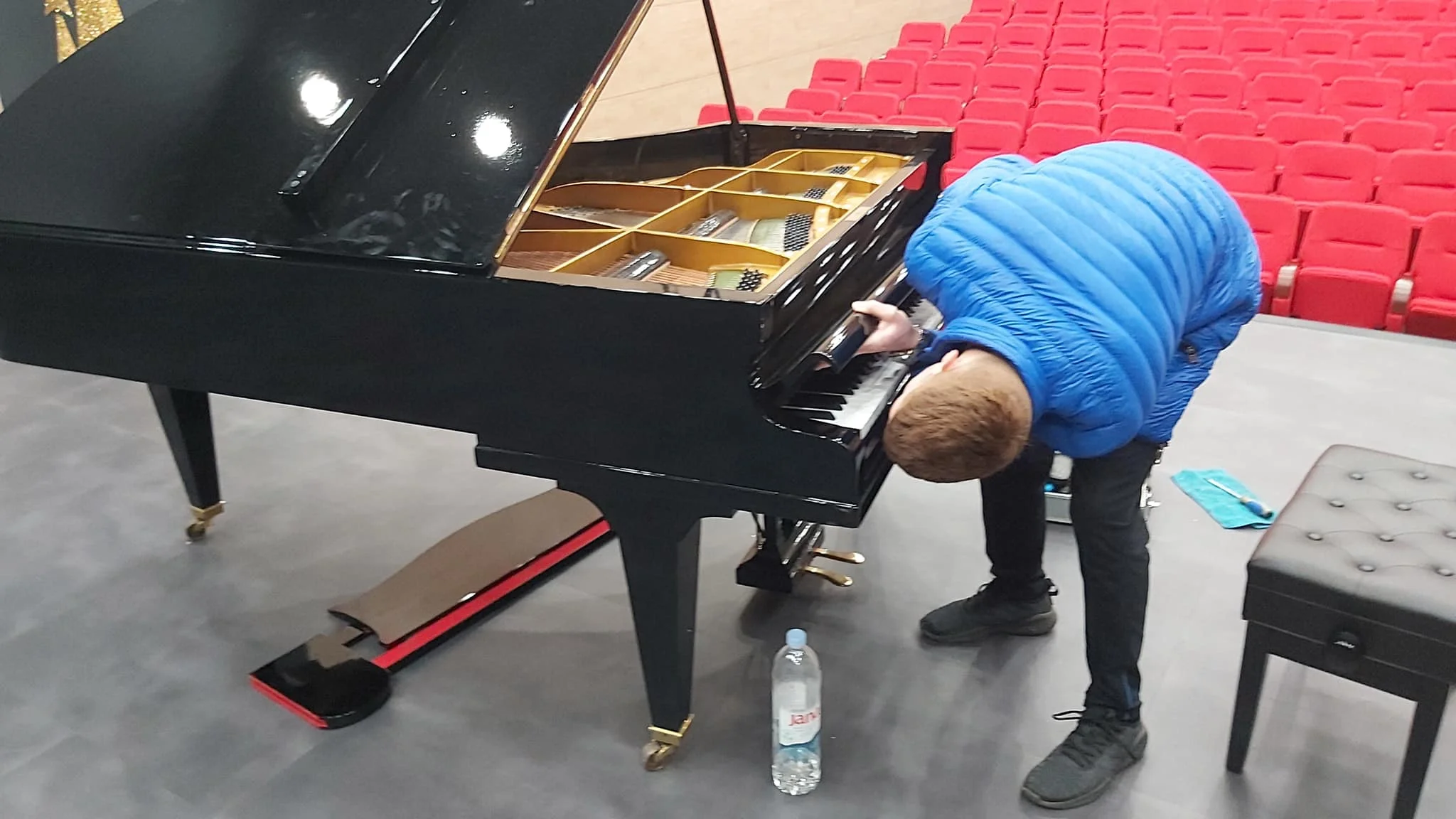 Priprema klavira za koncert